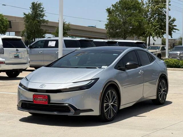 Certified Used 2023 CUTTING EDGE Toyota Limited image 8