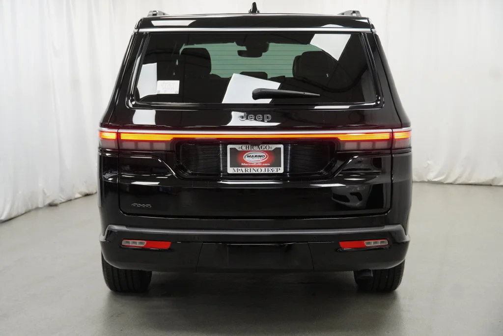 New 2027 High Gloss Black Paint Jeep  image 14
