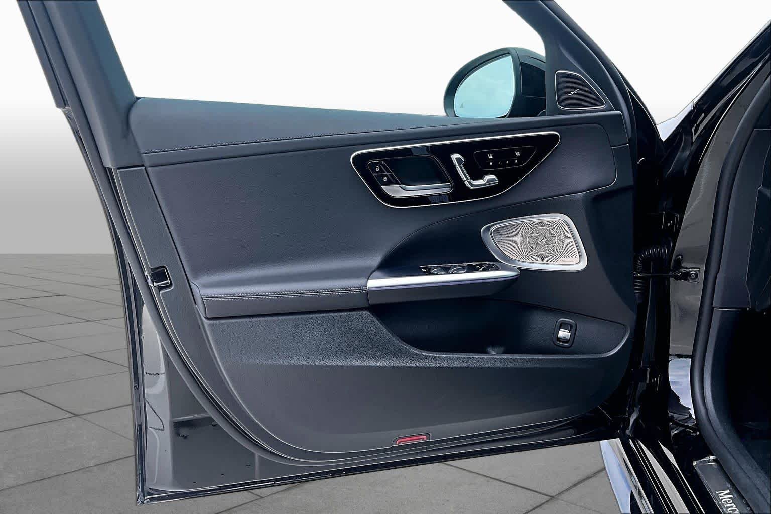 Used 2025 Black Mercedes-Benz C 300 image 19