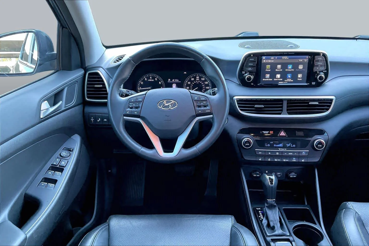 Used 2019 Coliseum Gray Hyundai Limited image 6