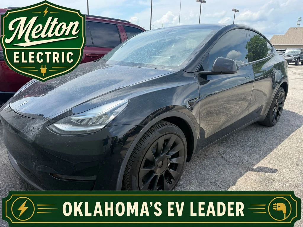 Used 2022 Black Tesla Long Range image 1