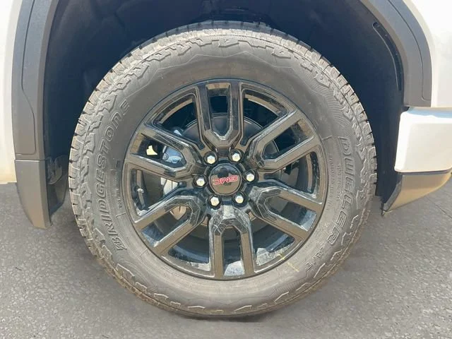 New 2026 Summit White GMC Elevation image 19
