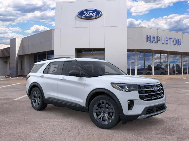 New 2026 Space White Metallic Ford Active image 44