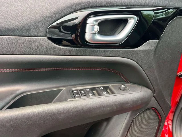 Used 2025 Red Jeep Trailhawk image 20