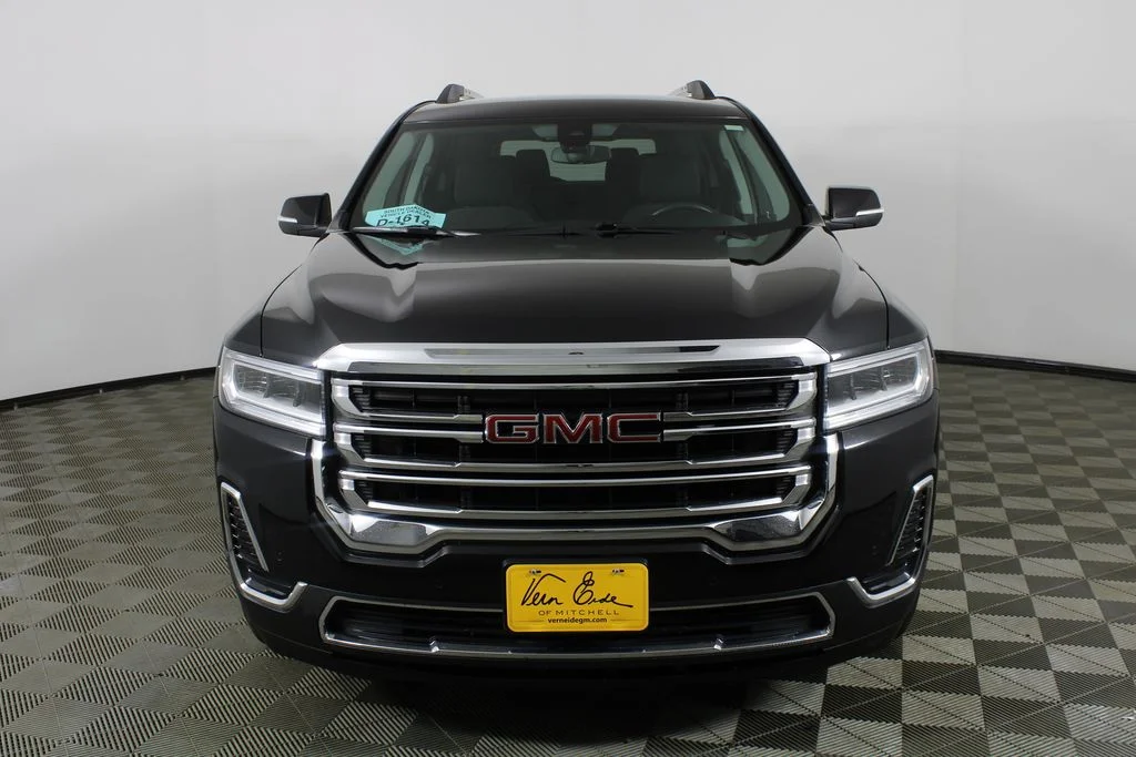 Used 2023 Black GMC SLE image 2