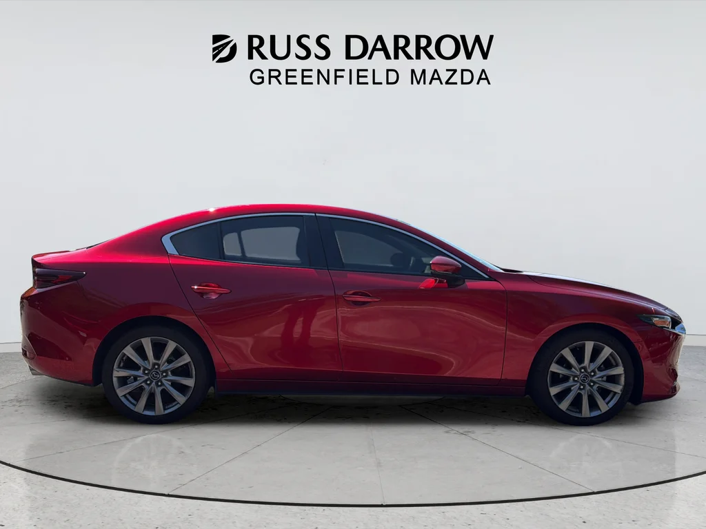 Used 2019 Red Mazda Preferred image 6