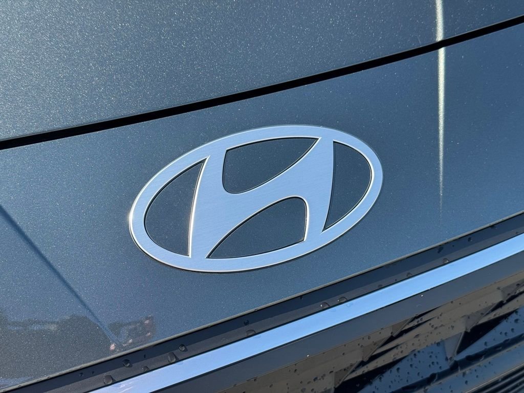 Used 2026 Gray Hyundai SE image 6