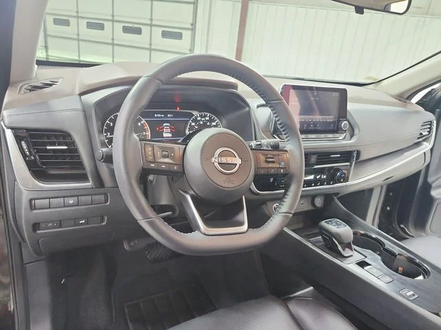 Used 2023 Black Nissan SV image 18