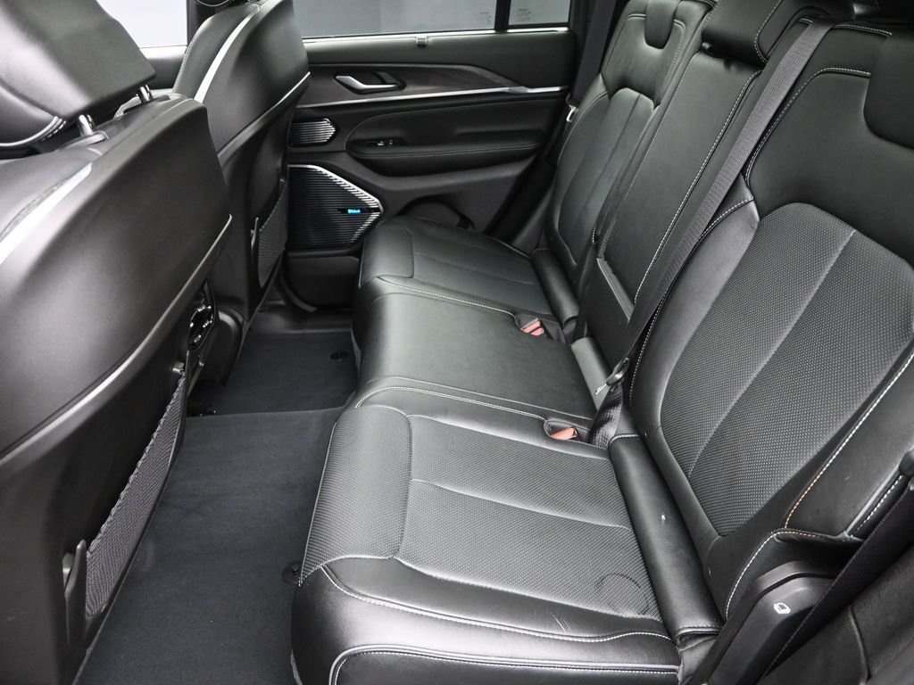 2023 Jeep Grand Cherokee Overland 4xe - Photo 15