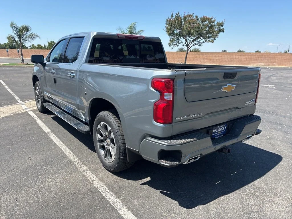 2026 Chevrolet Silverado 1500 High Country - Photo 5