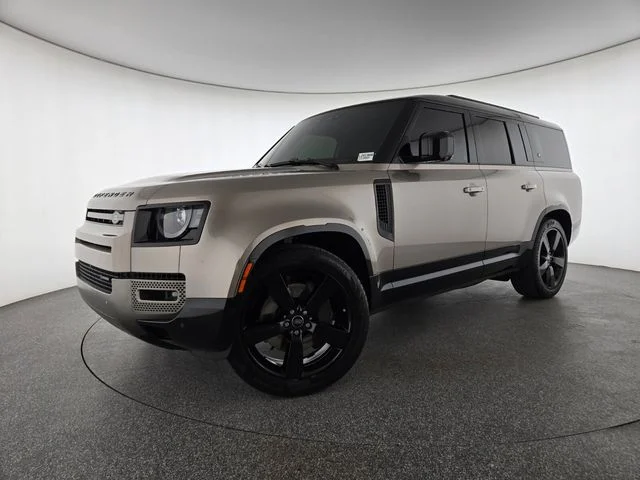 2023 Land Rover Defender X-Dynamic SE's photo