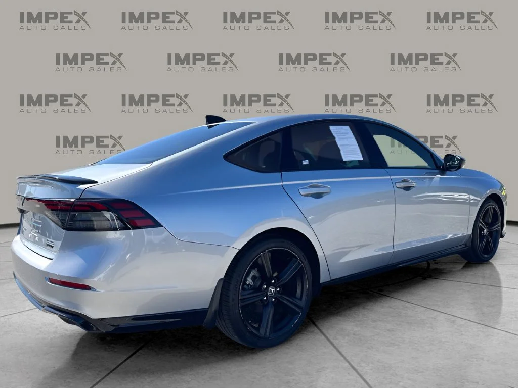 Used 2024 Silver Honda Sport-L image 5