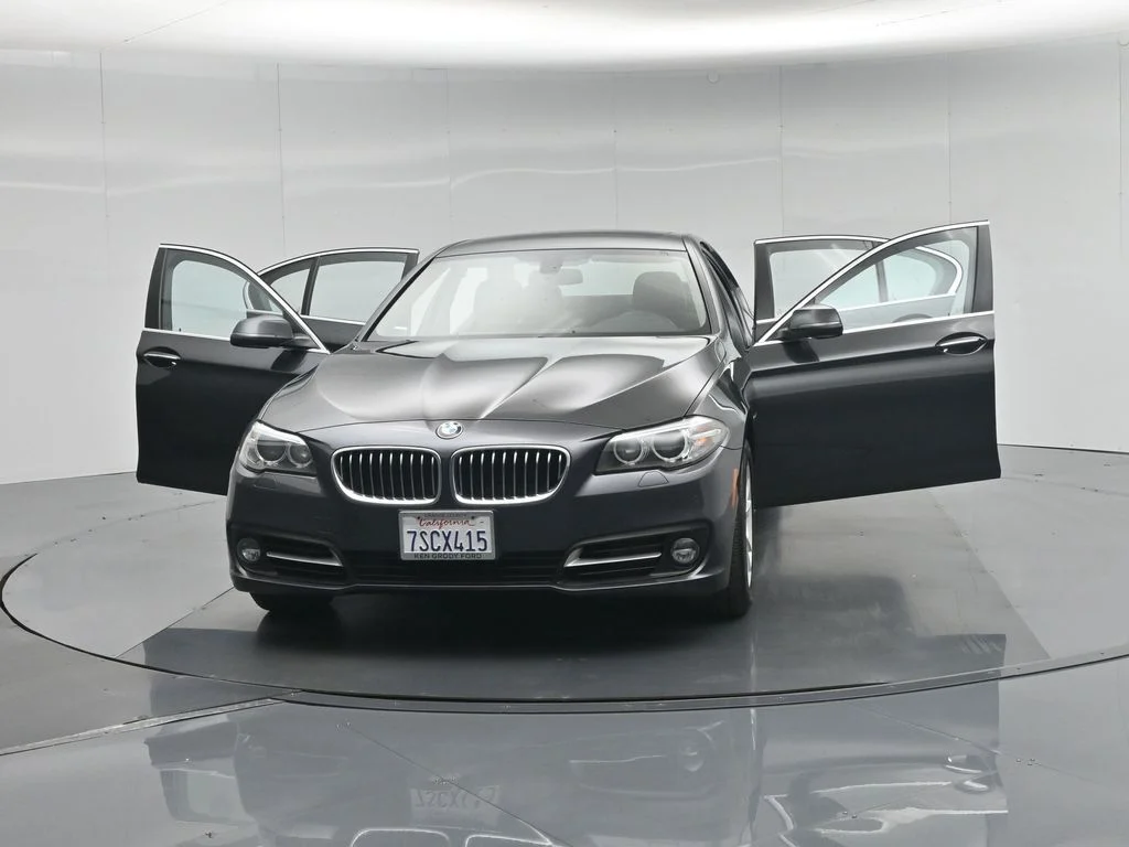 Used 2016 Gray BMW 528i image 33