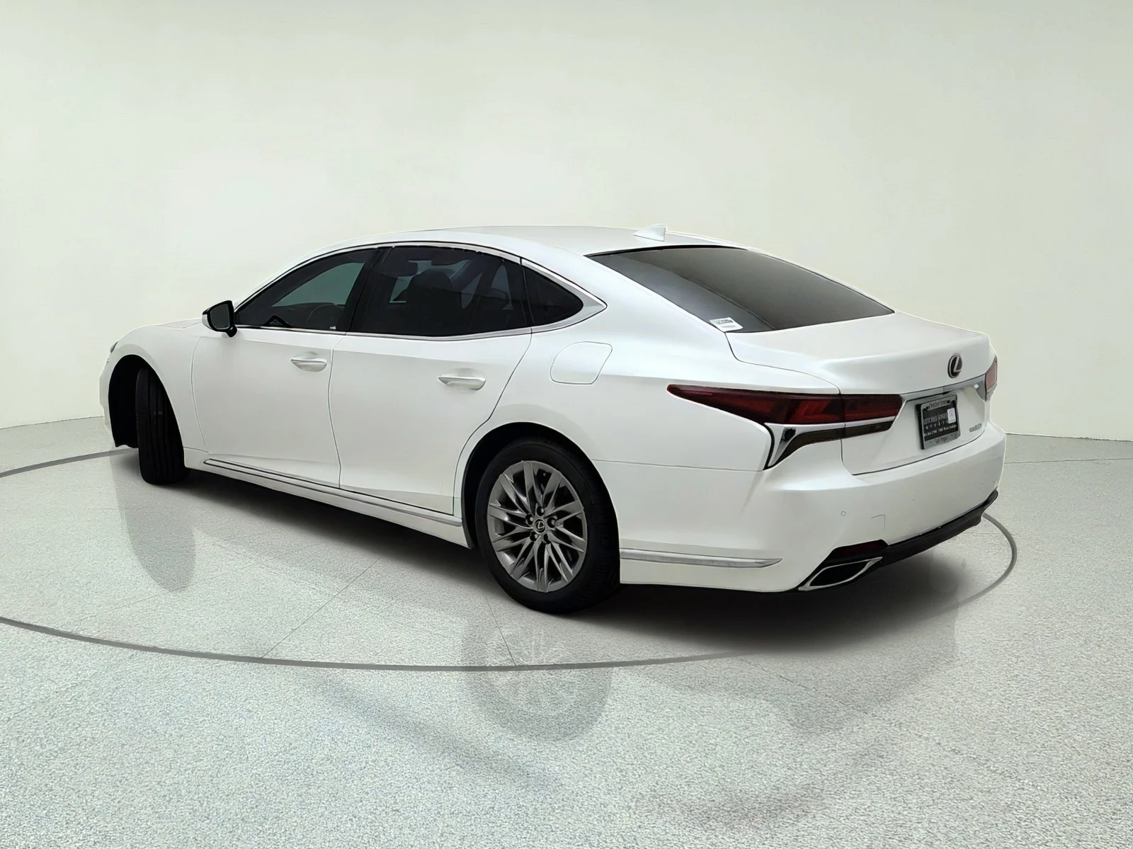 Used 2018 EMINENT WHITE Lexus LS 500 image 12