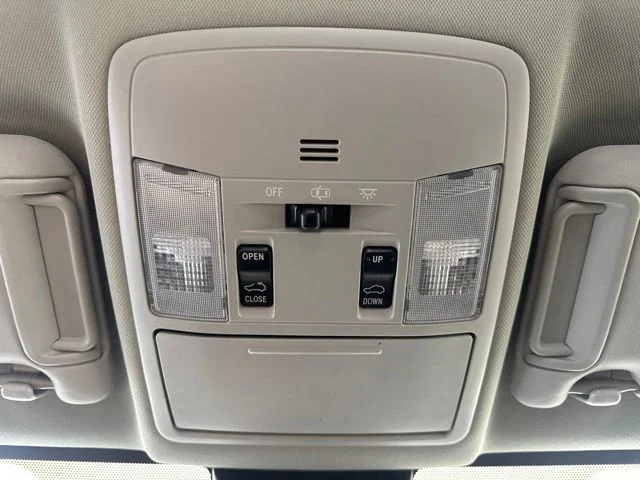 Used 2018 Pearl Toyota Adventure image 14