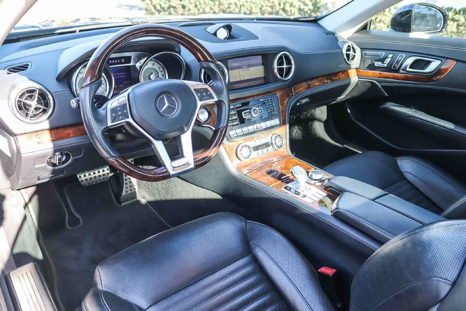 Used 2013 Black Mercedes-Benz SL 550 image 12