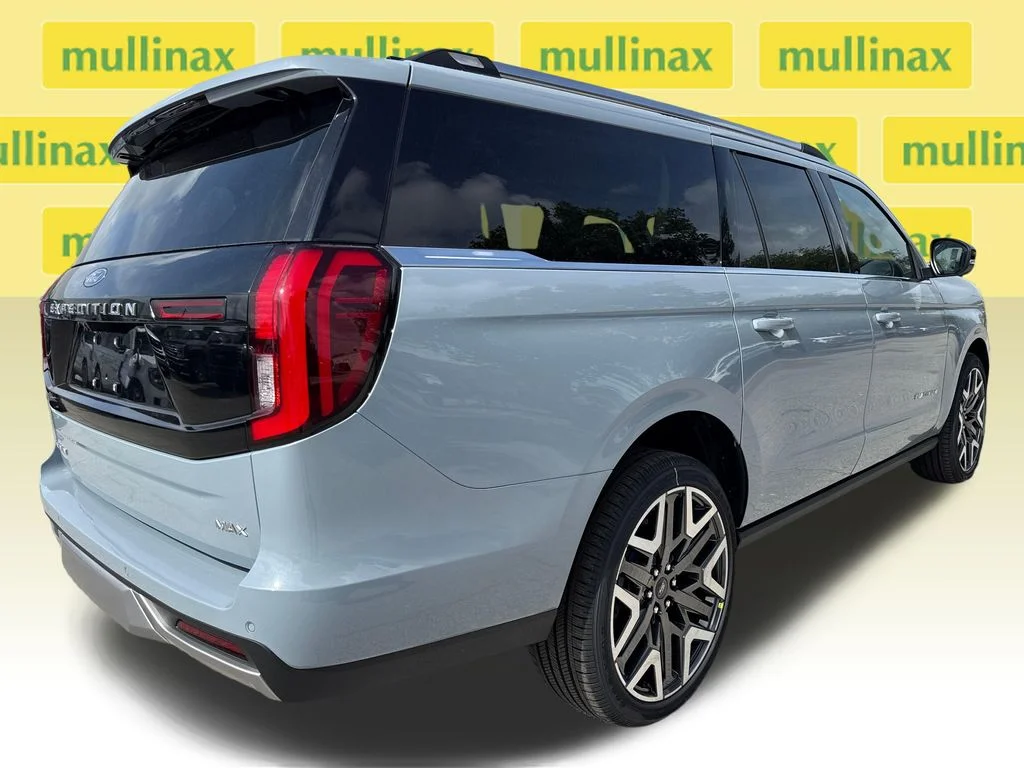New 2026 Gray Ford Platinum image 17