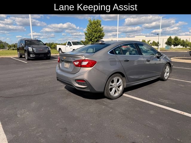 Used 2018 PEPPERDUST METALLIC Chevrolet Premier image 4