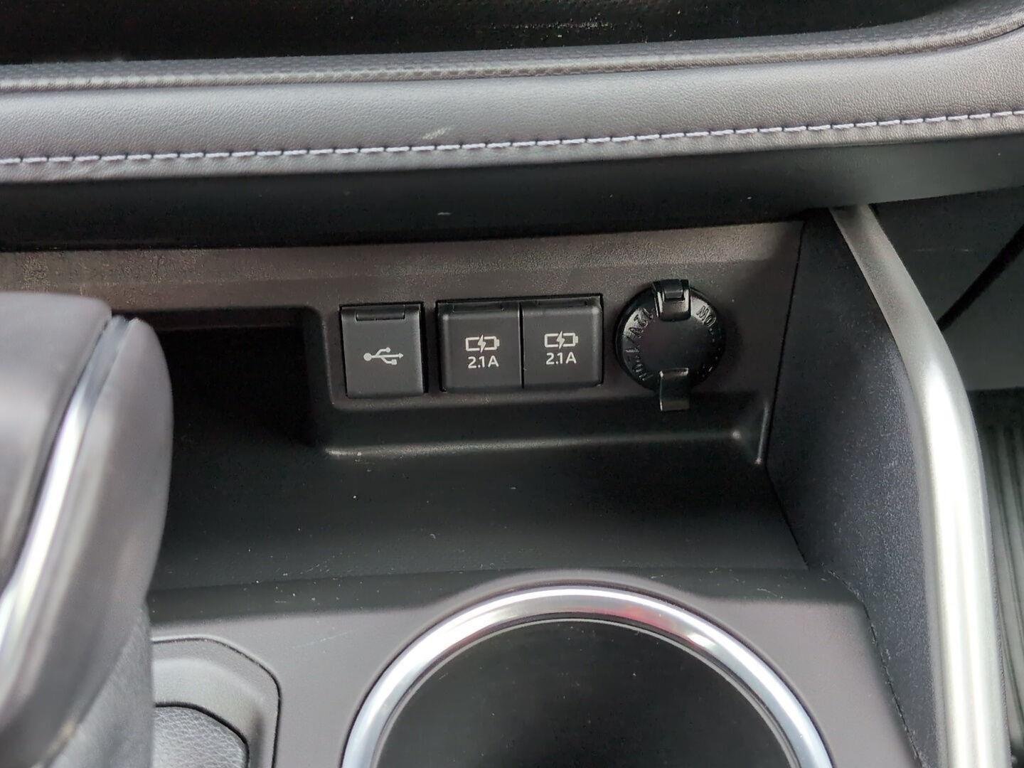 Used 2021 Ruby Flare Pearl Toyota XLE image 8