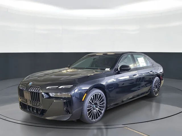 2026 BMW 7 Series 750e xDrive