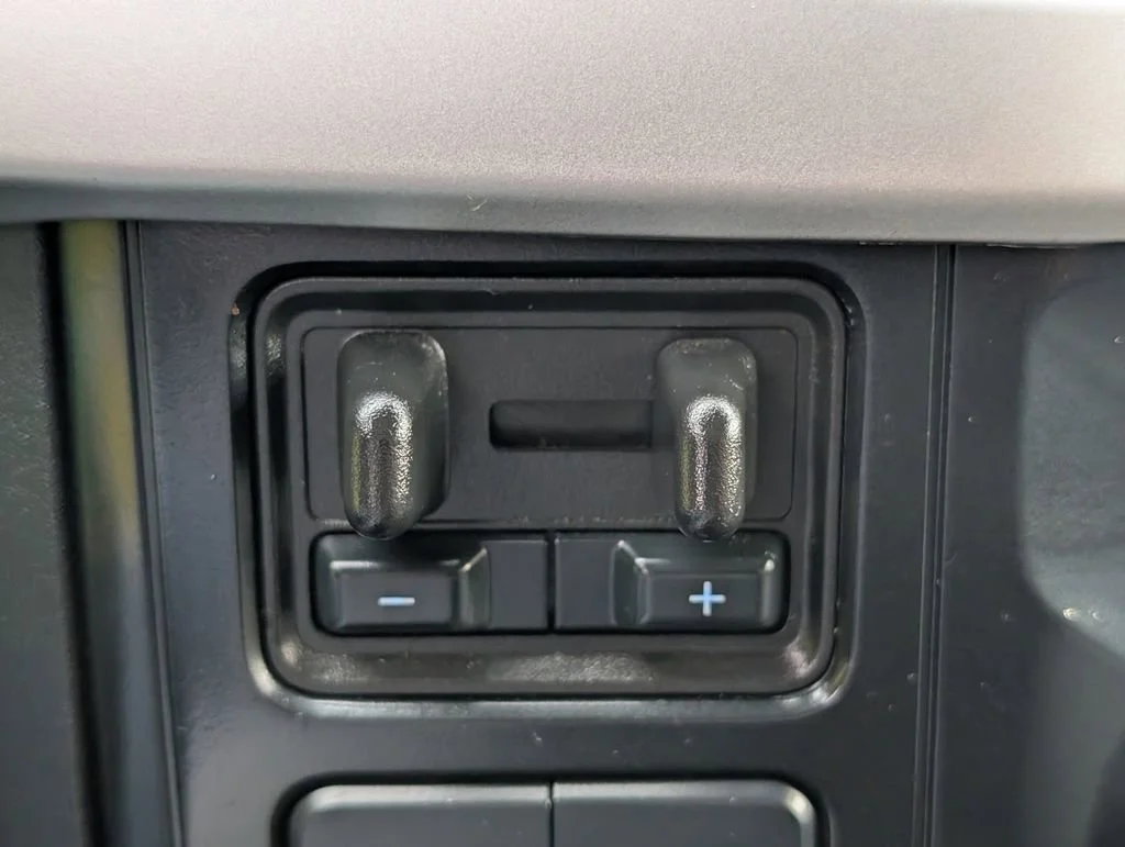 2025 Ford F-250 Super Duty XLT - Photo 19