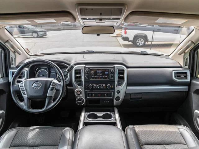 Used 2019 Silver Nissan PRO-4X image 10