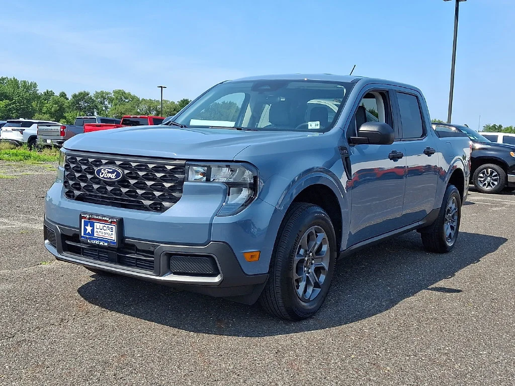 Used 2025 Gray Ford XLT image 5