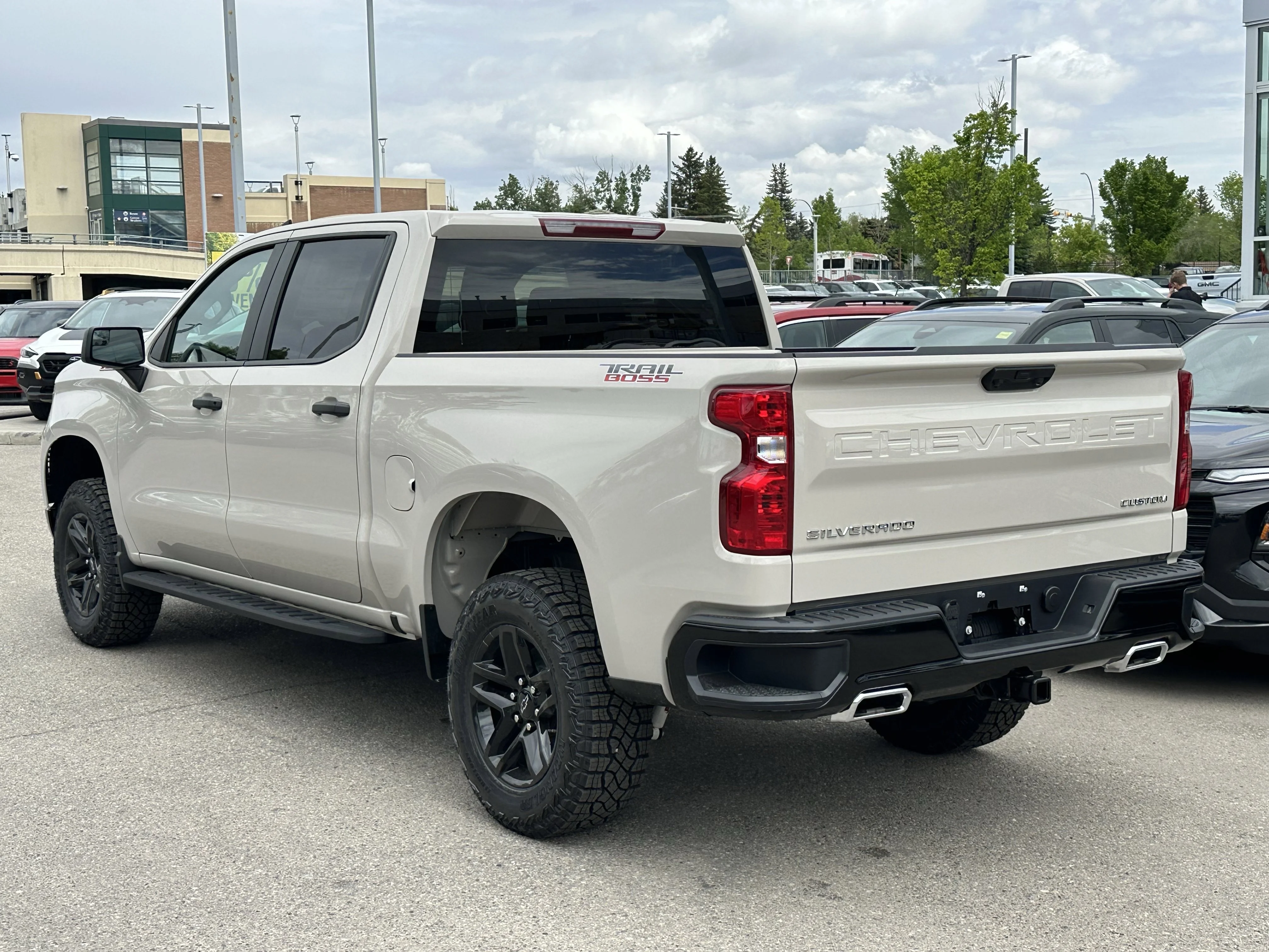 New 2026 White Sands Chevrolet Custom Trail Boss image 4