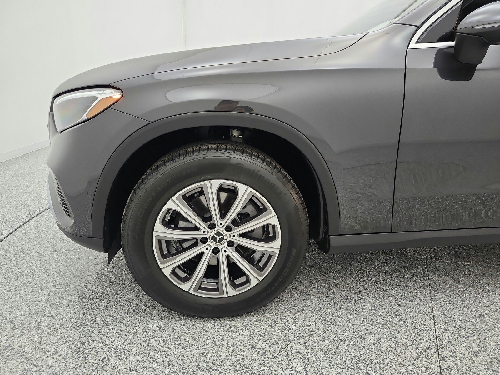 Certified Used 2026 Graphite Grey Metallic Mercedes-Benz GLC 300 SUV image 17