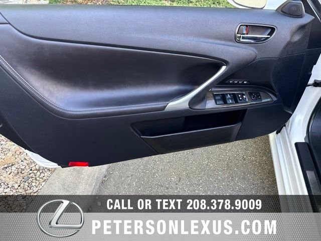 Used 2010 White Lexus Luxury image 20