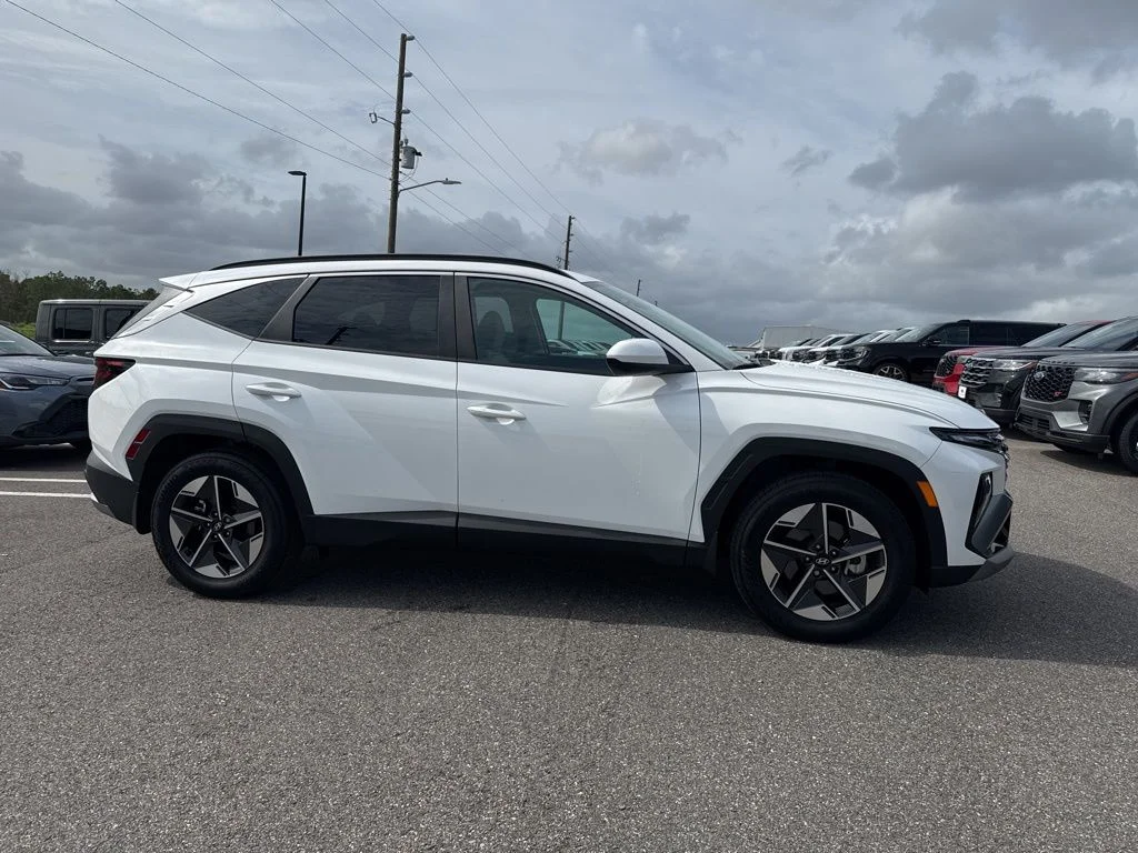 Used 2025 Serenity White Pearl Hyundai SEL image 1