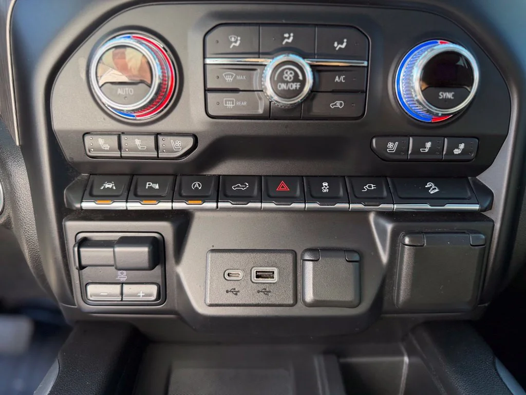 Used 2020 Gray GMC Denali image 30