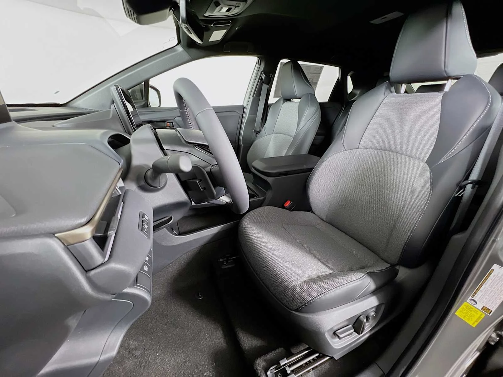 2026 Toyota bZ — photo 13