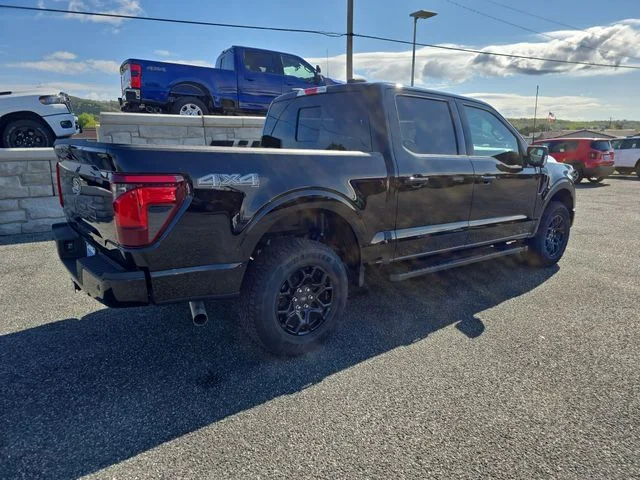 New 2026 Agate Black Metallic Ford XLT image 9