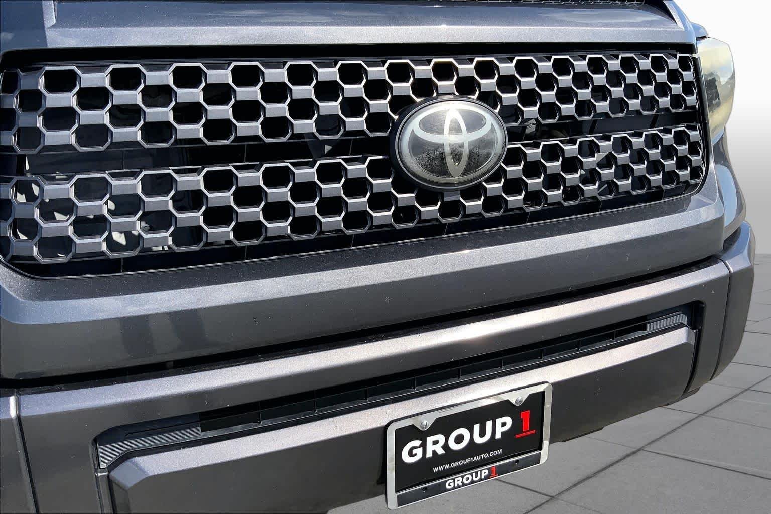 Used 2019 Magnetic Gray Metallic Toyota SR5 image 29