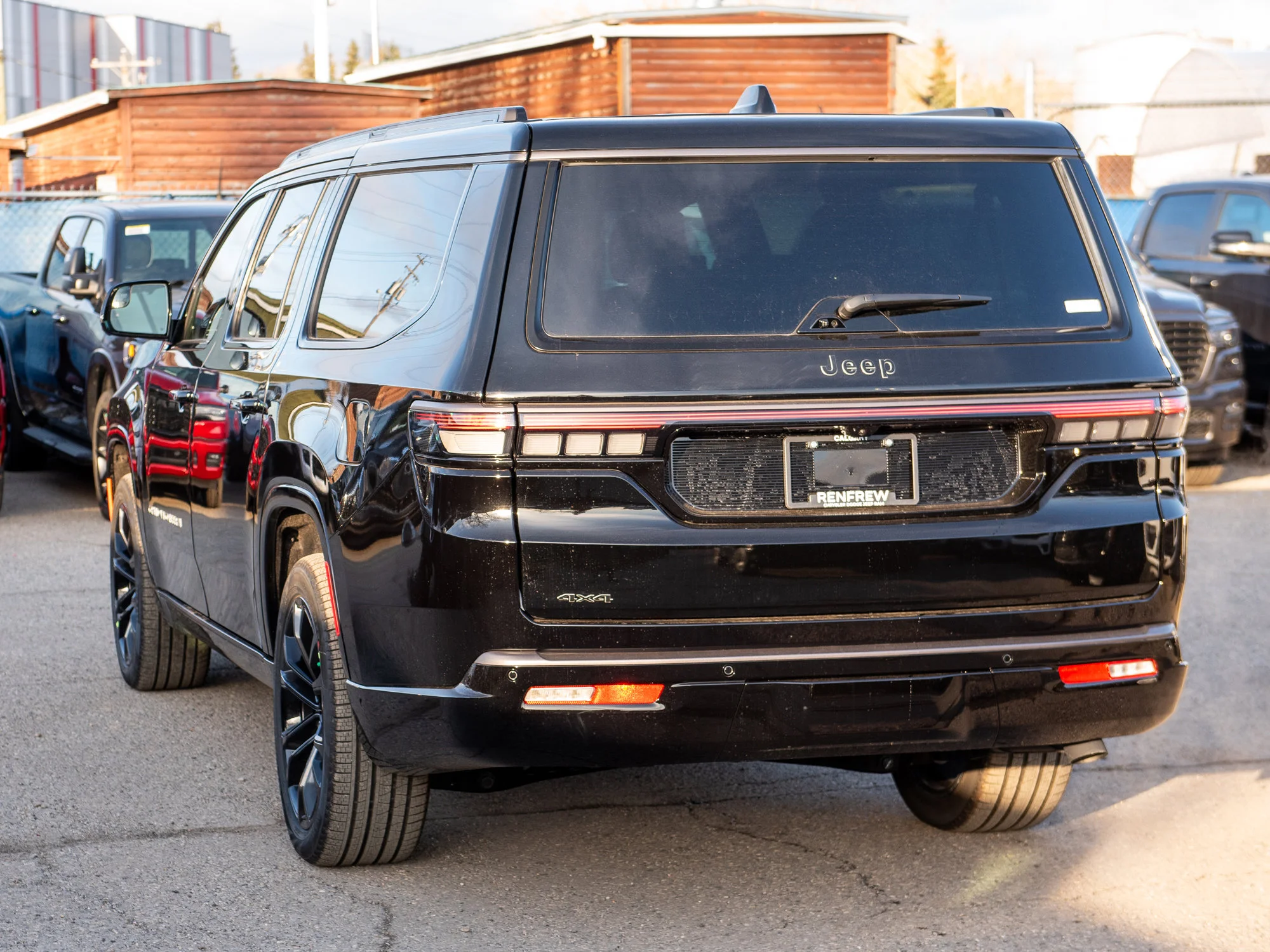 New 2026 Black Jeep Summit Obsidian* image 4