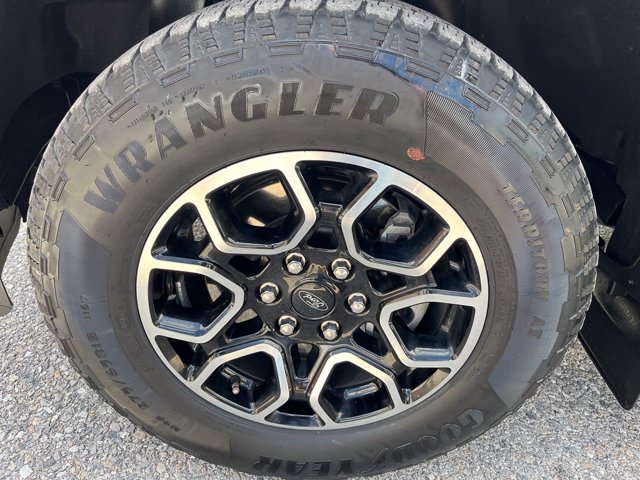 Used 2023 Area 51 Blue Ford XLT image 20