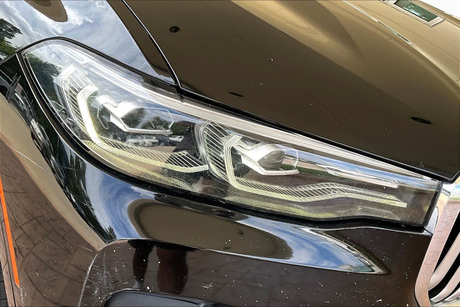 Used 2021 Jet Black BMW xDrive40i image 26
