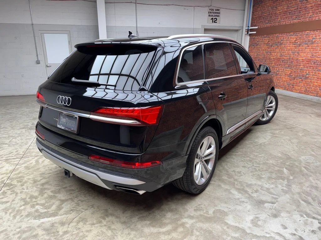 Used 2025 Black Audi 55 Prestige image 7