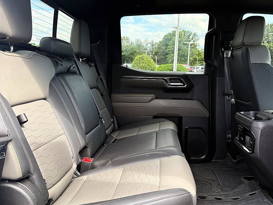 Used 2024 Summit White Chevrolet ZR2 image 11