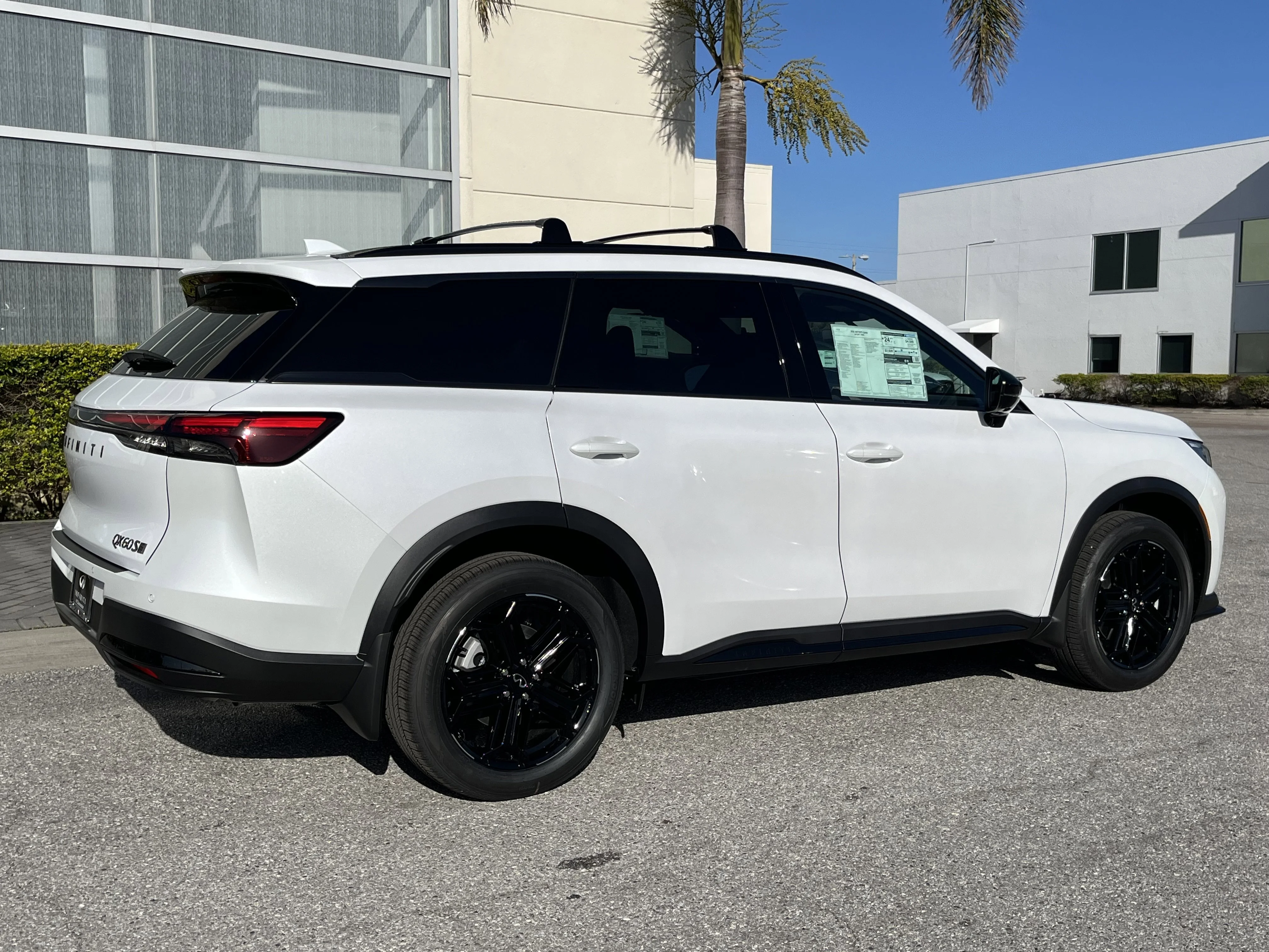 New 2026 Radiant White INFINITI SPORT image 6