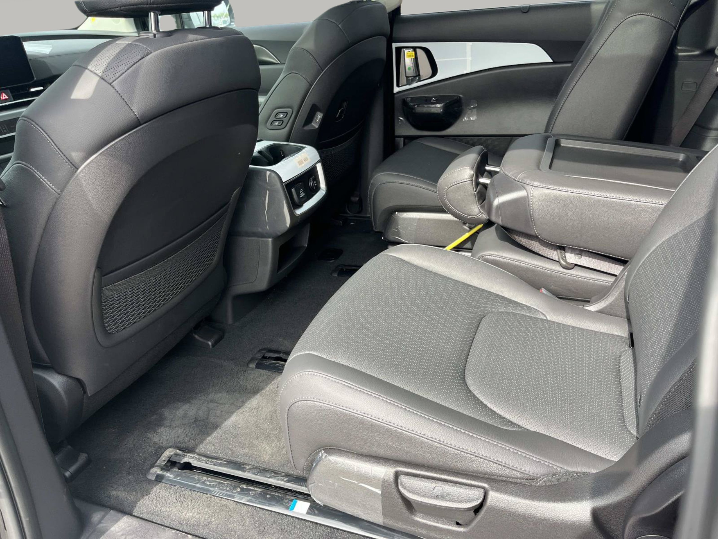 New 2027 Aurora Black Pearl Kia SX Prestige image 19