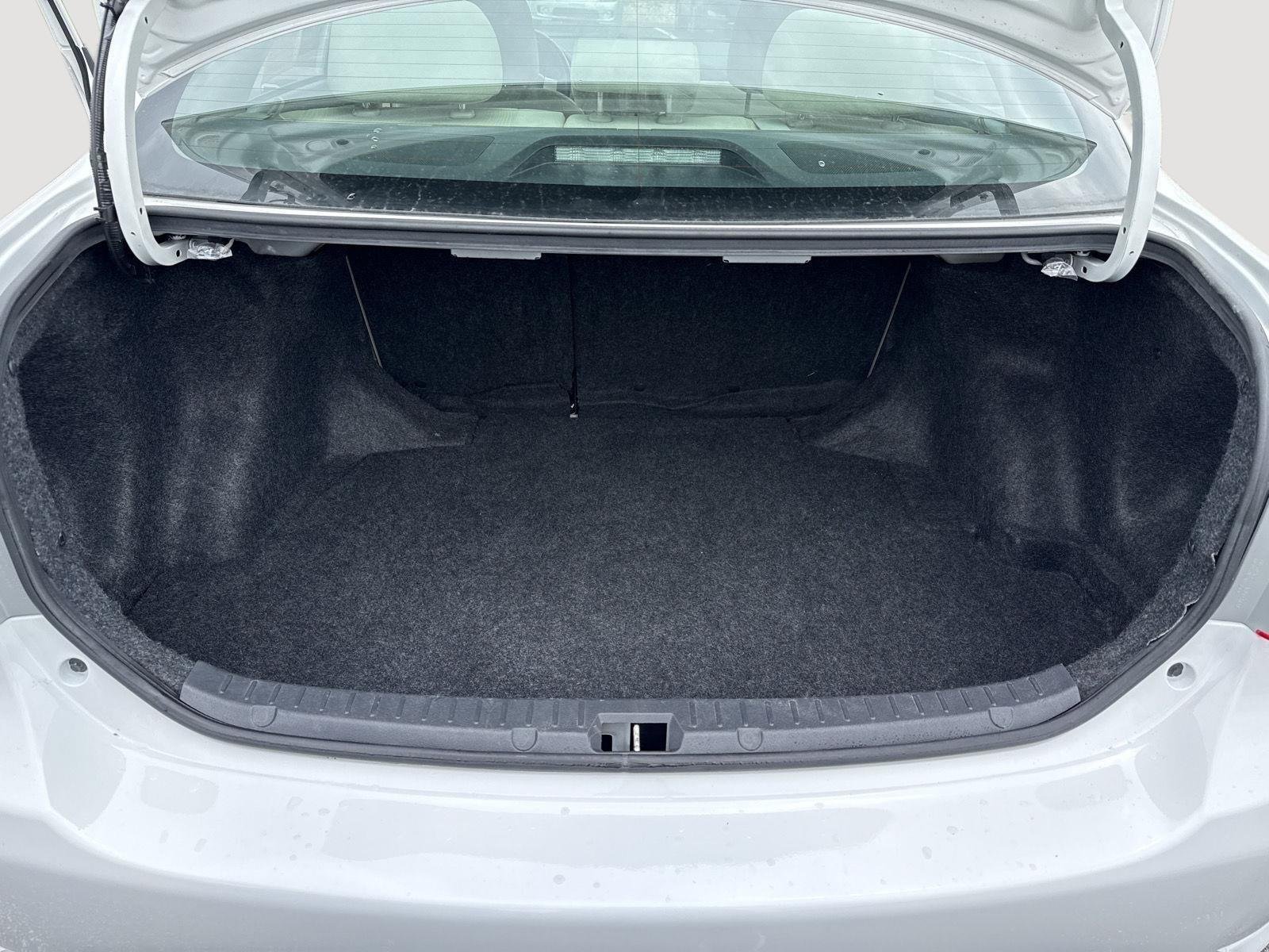 Used 2013 Super White Toyota LE image 6