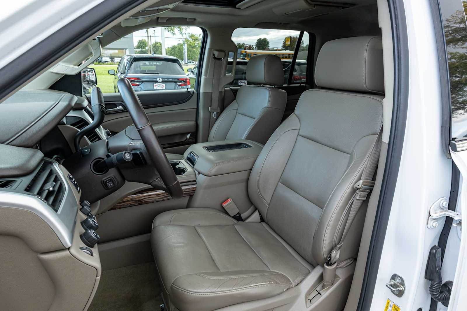 Used 2016 Summit White GMC SLT image 29
