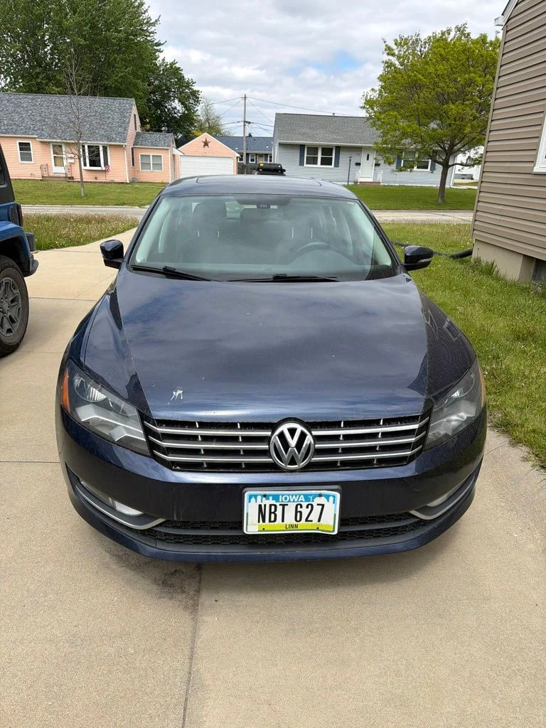 Used 2013 Blue Volkswagen TDI SEL Premium image 10