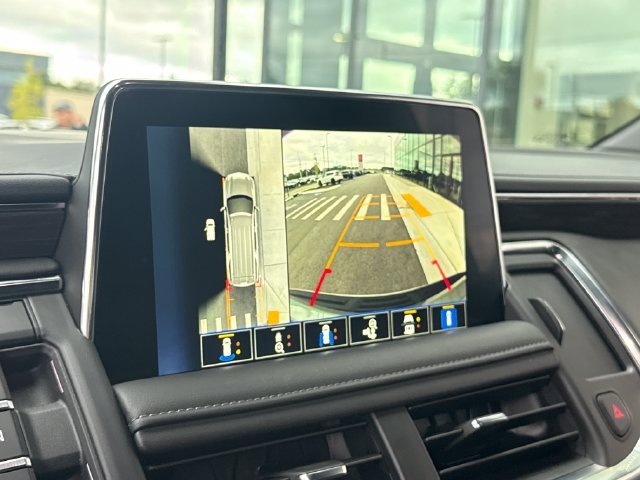 Used 2024 Gray Chevrolet Z71 image 20
