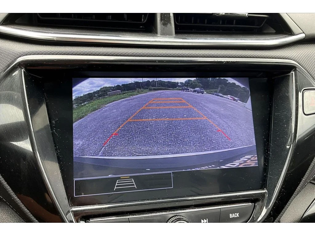 Used 2023 Summit White Chevrolet LT image 15