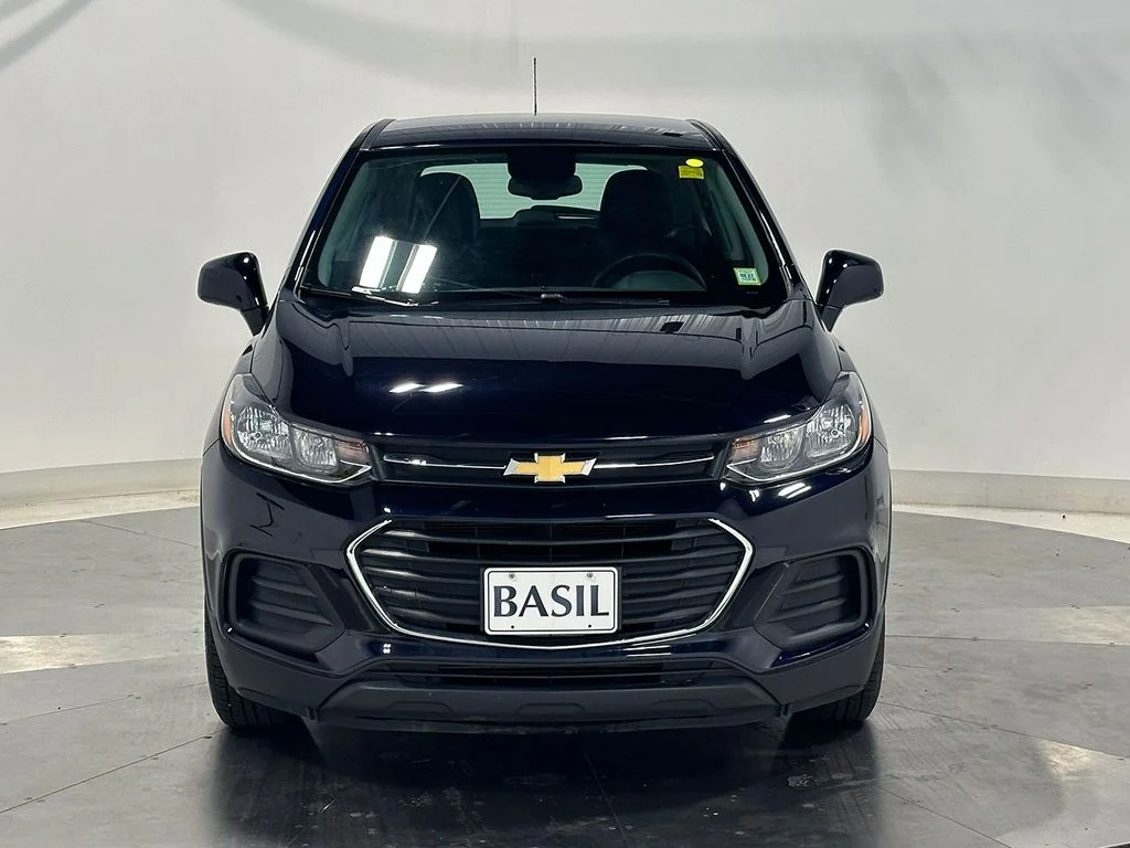 Used 2021 Blue Chevrolet LS image 9
