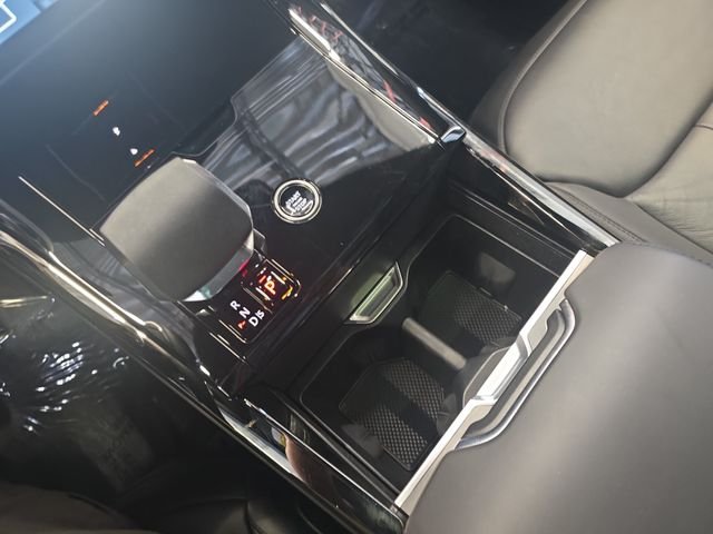 Certified Used 2025 Gray Land Rover S image 28