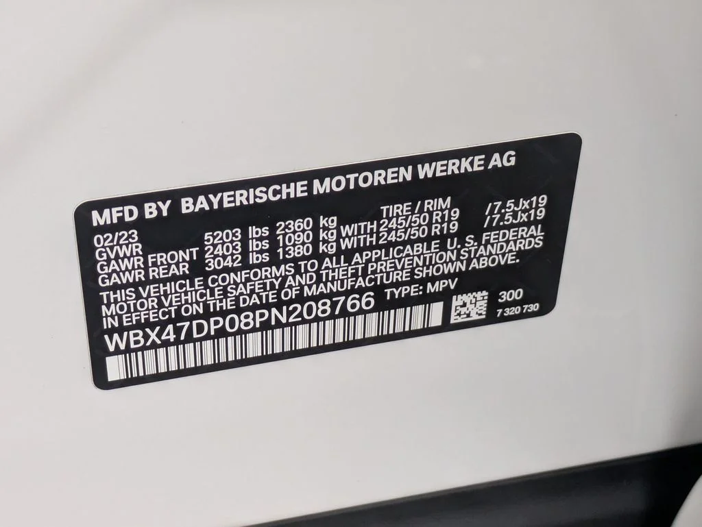 Used 2023 White BMW sDrive30i image 24